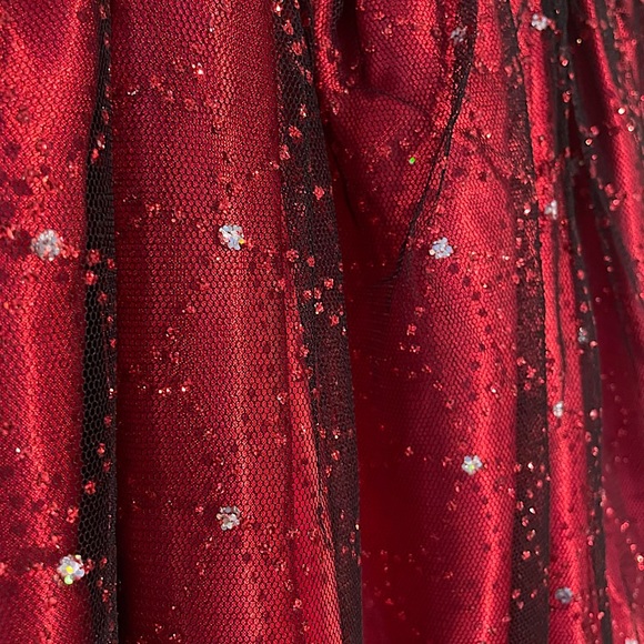 EUC Red Shimmery Holiday Dress with Sparkle Gems Size 8 - Picture 6 of 7